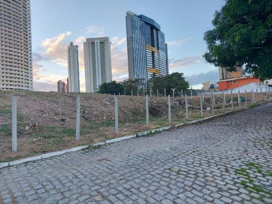 Terreno à venda, 2000 m² por R$ 1.500.000,00 - Ponta Negra - Natal/RN