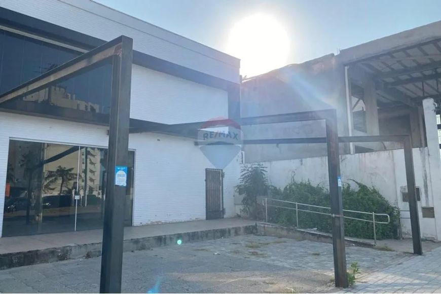 Espaço comercial disponível para locação em Ponta Negra! Excelente Localização em Natal para o seu c