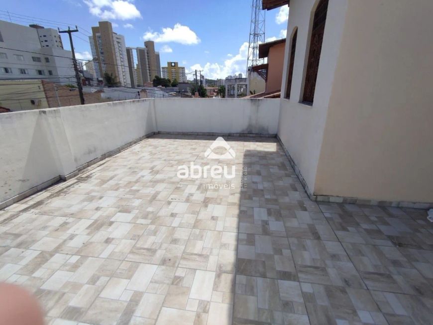Excelente casa duplex no Barro Vermelho