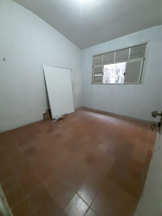 Sobrado para venda possui 186 metros quadrados com 5 quartos em Barro Vermelho - Natal - RN