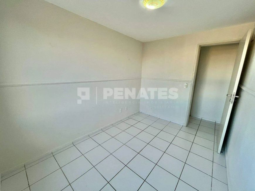 Apartamento no bairro Pitimbu - 2 quartos sendo 1 suíte no Sun Towers.