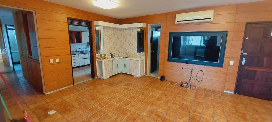 Excelente apartamento na Rua Trairi em Petrópolis.