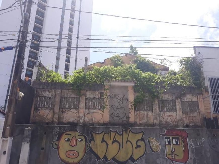 Terreno em Petrópolis, na Av. Floriano Peixoto, em Natal/RN