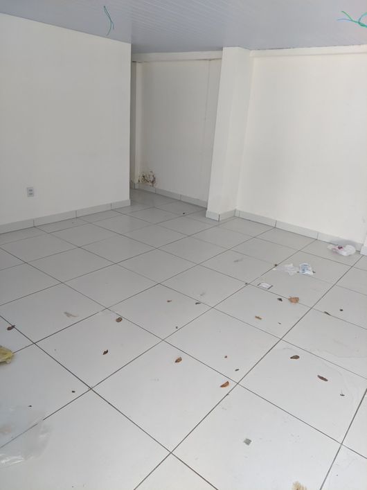 ALUGO ESTACIONAMENTO P/ + 50 VEÍCULOS TIROL CAVALCANTE CORRETOR CL5787