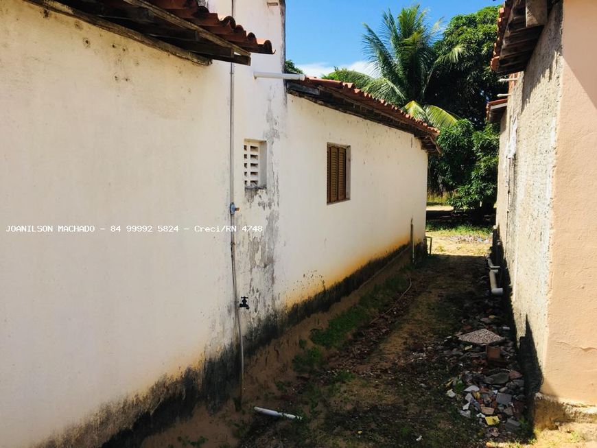 CHÁCARA EM TERRENO COM 02 CASAS – 1.400m² - REDINHA