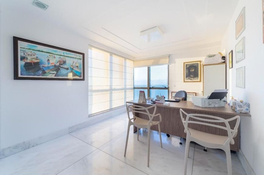 Apartamento 424m², 4 suítes em Areia Preta