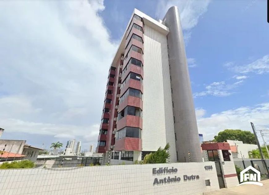 Apartamento 04 dormitórios a venda no bairro de Lagoa Noa Natal RN