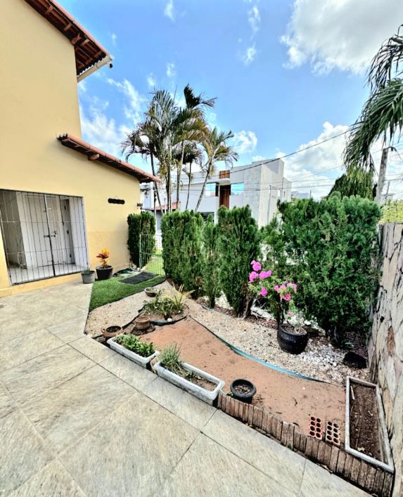 Casa em condomínio de alto padrão
