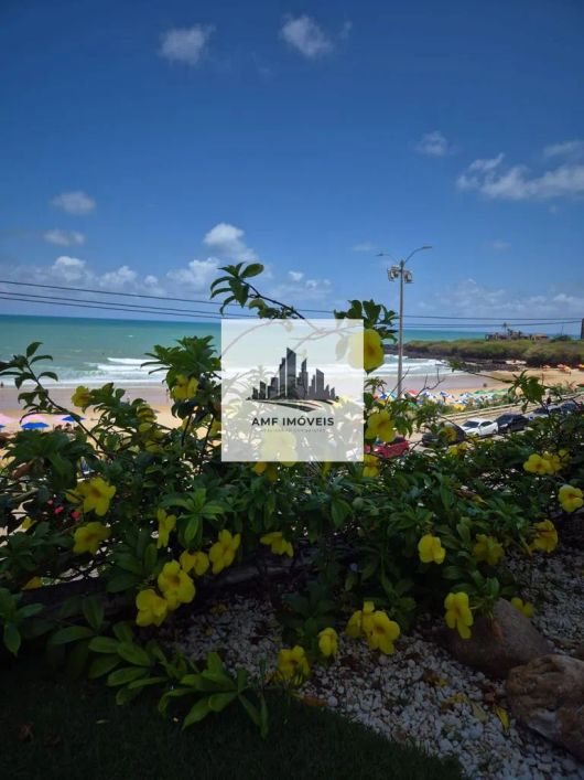 Apartamento na Praia de Areia Preta 180m² - 3 Suítes 3 vagas cobertas