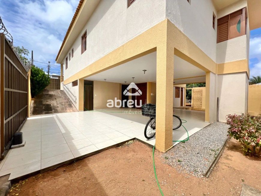 Imóvel para aluguel tem 259 metros quadrados com 4 quartos em Capim Macio - Natal - RN