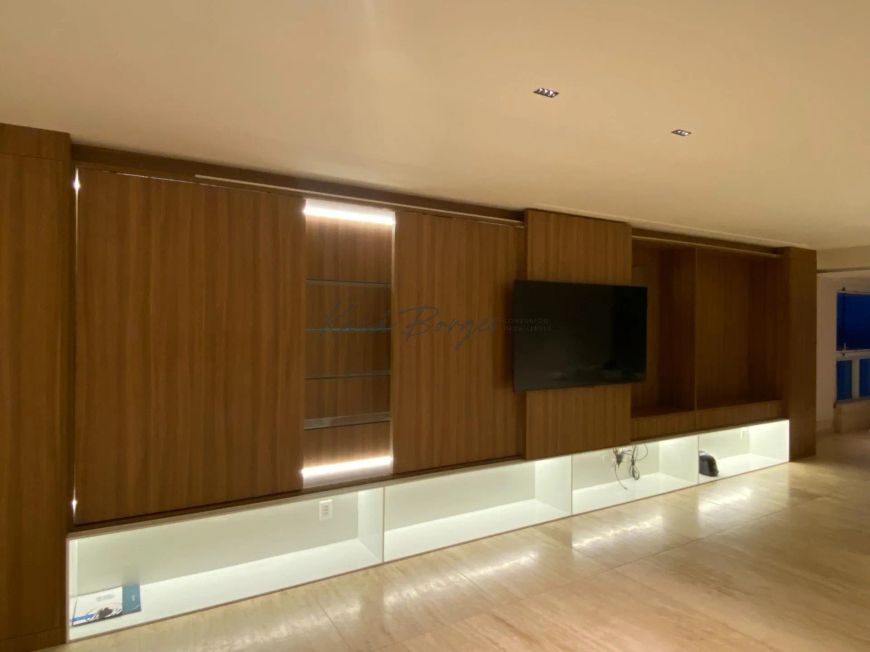 Apartamento 3 suítes, 180m², frente mar em Areia Preta