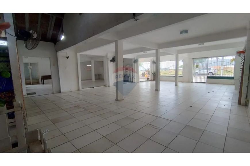Oportunidade Imperdível: Imóvel Comercial de 460m² à Venda na Avenida Florianópolis!