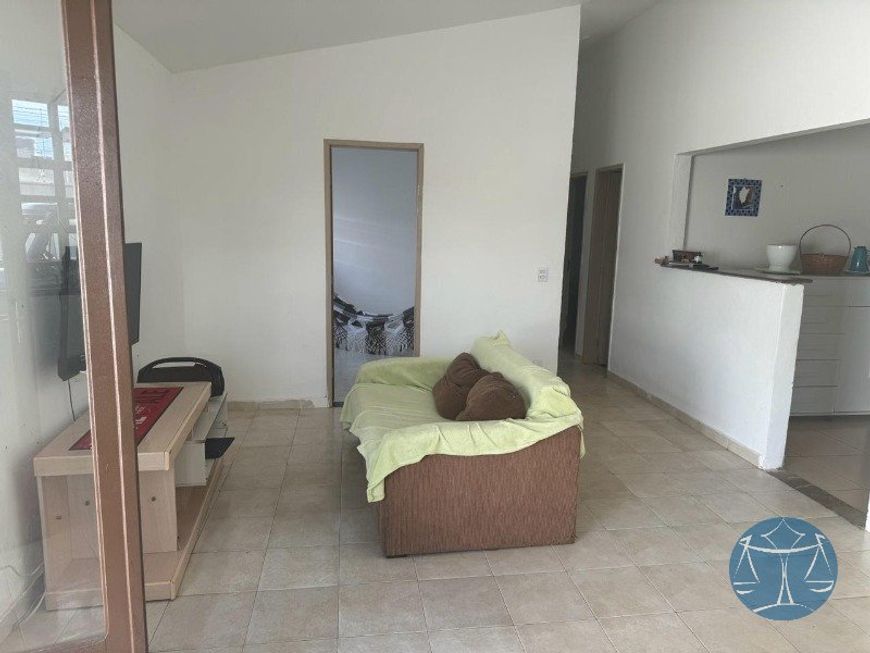 CASA NO SATALITE COM 3/4
