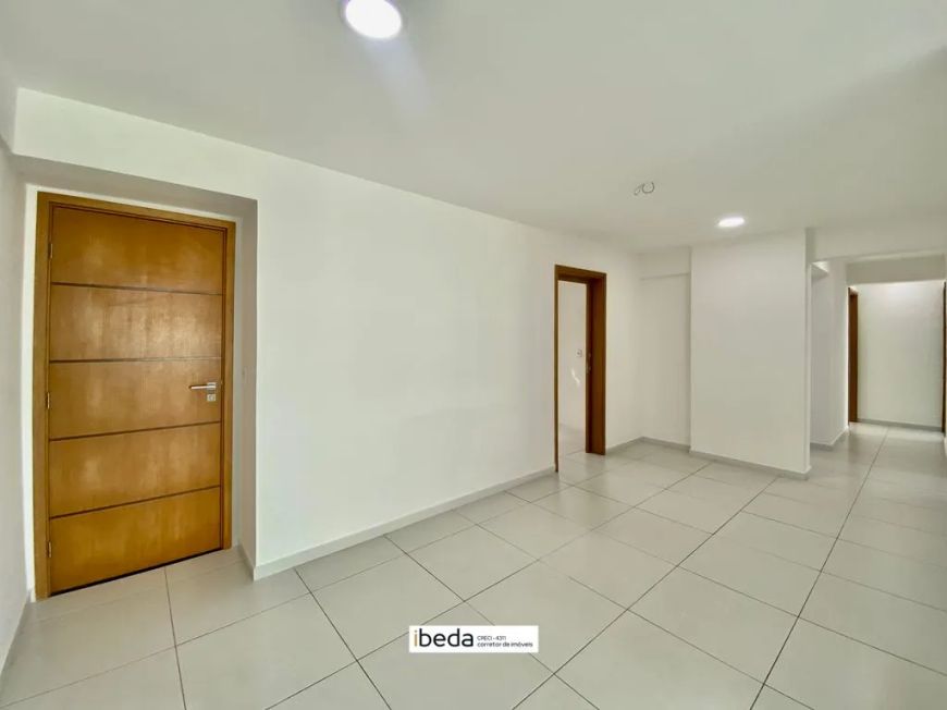 Apartamento com 3 quartos à venda em Natal