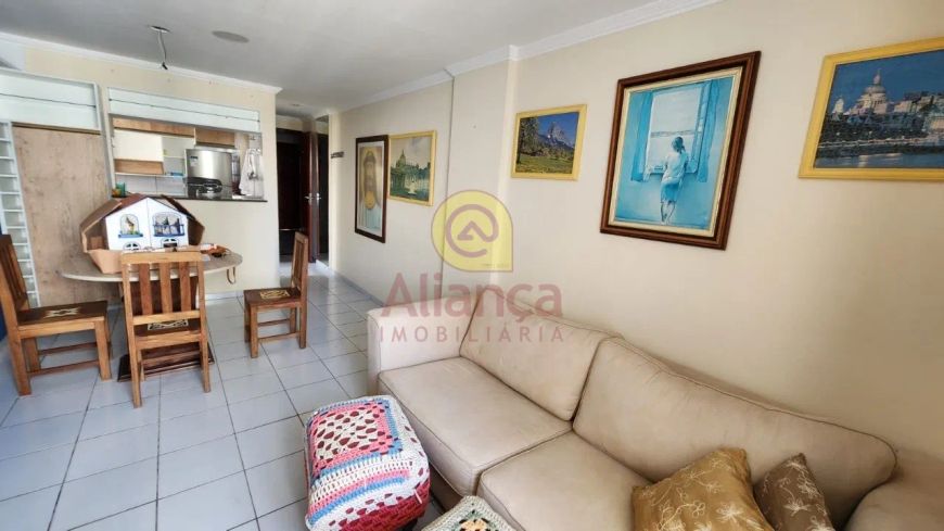 Excelente apartamento em Capim Macio com 02 quartos.