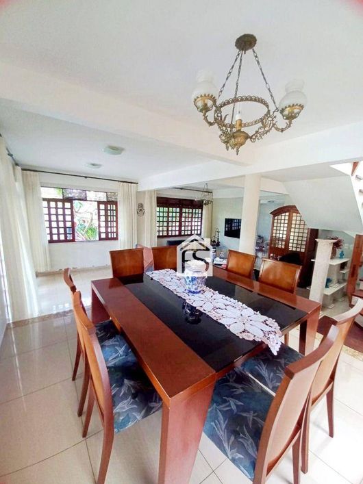 Casa com 3 Quartos, sendo 3 suítes à venda, 450 m² por R$ 1.180.000 - Capim Macio - Natal/RN