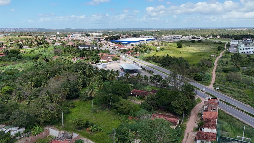 Terreno com 10.000 m2, BR 101, Zona Norte