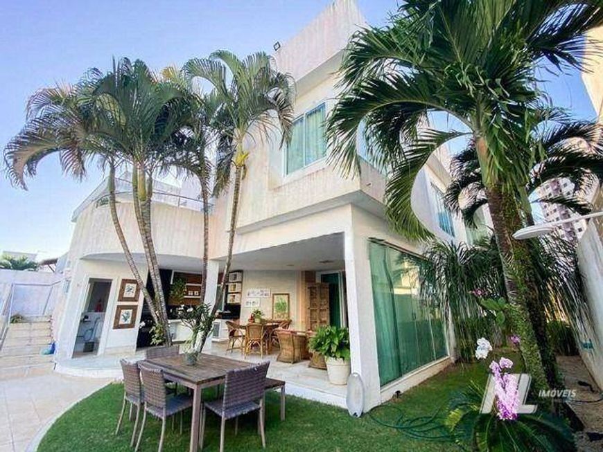 Exclusiva Casa no Ponta Negra Boulevard - 480m² - recentemente reformada - instalação de energia sol