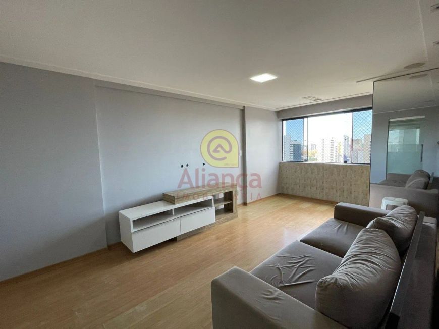 Excelente apartamento em Lagoa Nova com 3 quartos sendo 1 suíte.