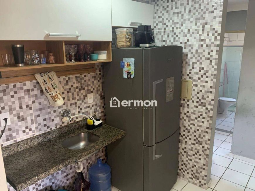 Apartamento com 2 dormitórios à venda por R$ 235.000 - Lagoa Nova - Natal/RN