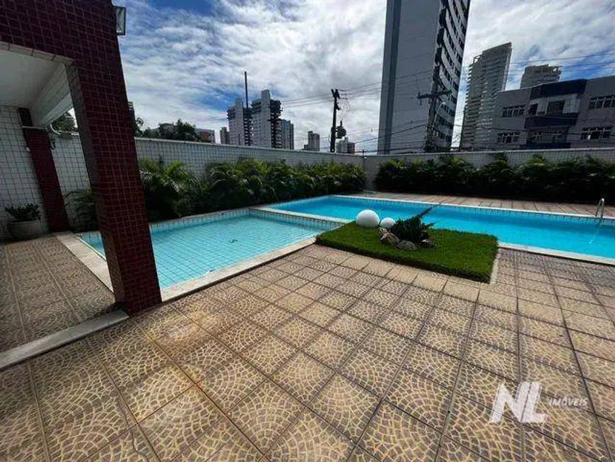 Apartamento no Residencial Vermont, Lagoa Nova - 200m², 3suites, andar alto
