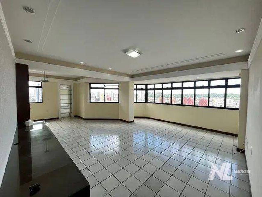 Apartamento no Residencial Vermont, Lagoa Nova - 200m², 3suites, andar alto