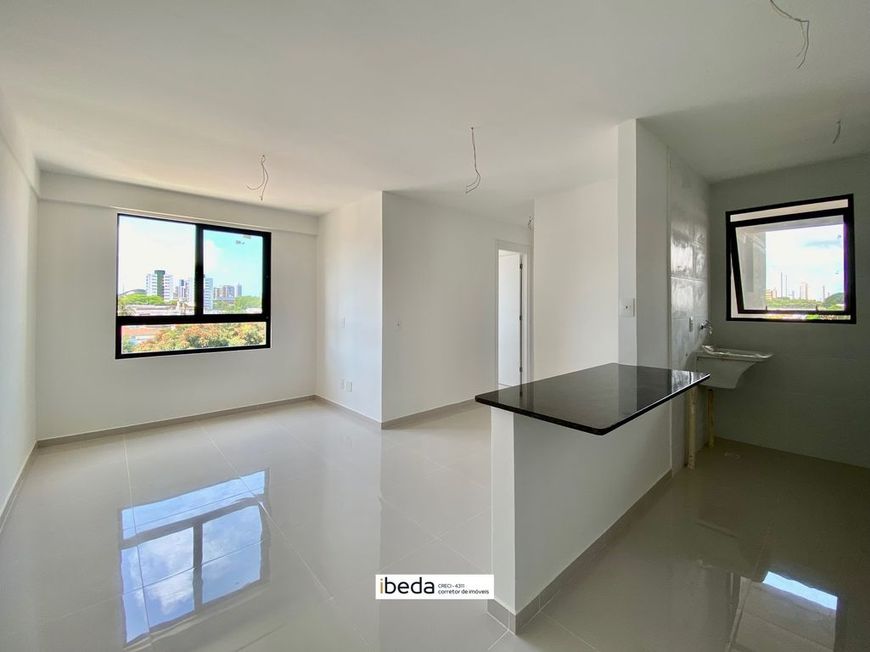 Apartamento com 2 quartos à venda em Natal