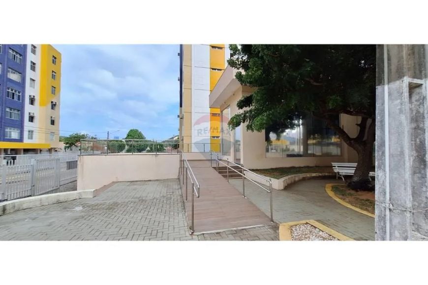 Vendo Esse Encantador Apê na Lagoa Nova com 3 Quartos sendo 1 suíte" no condomínio Residencial Parqu