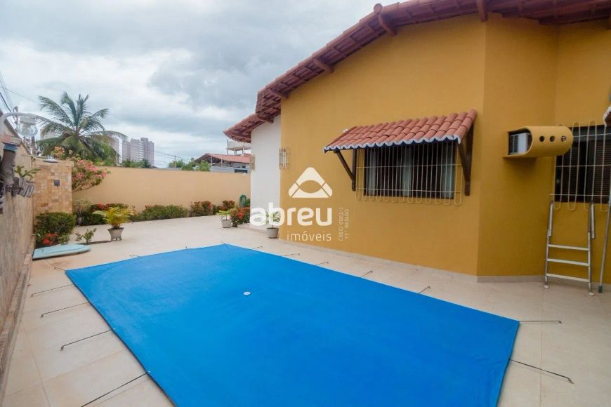 Casa Ampla e Sofisticada com Espaço de Lazer Completo