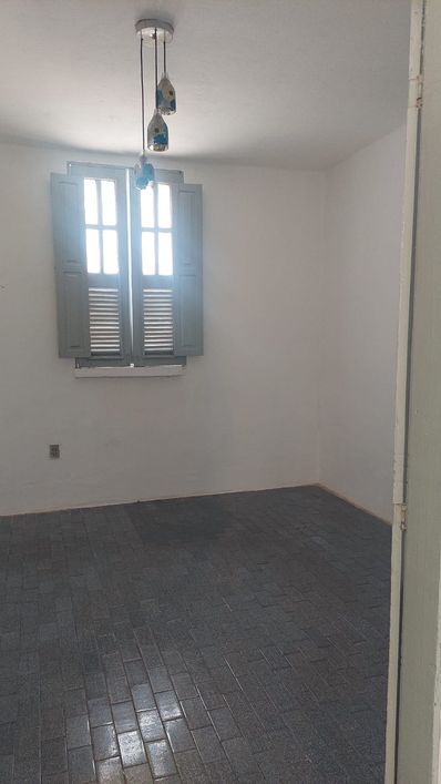 Casa para venda possui 80 metros quadrados com 3 quartos