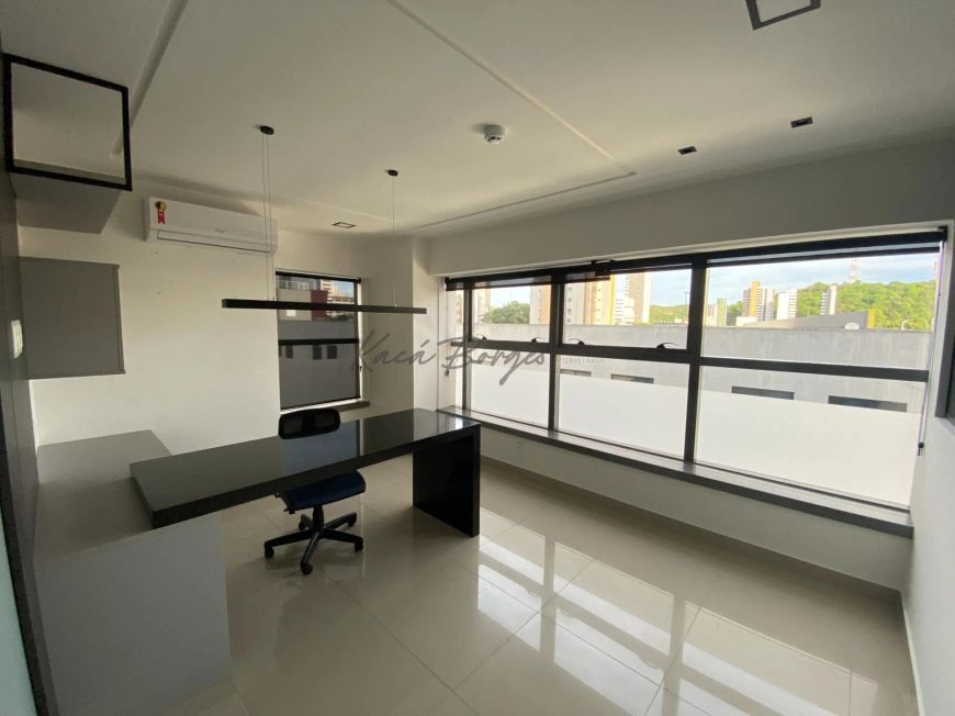 Sala 70m², mobiliada, Manhattan Business