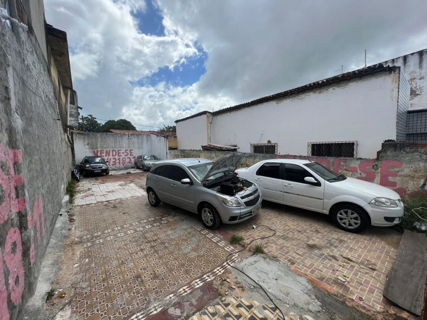 Oportunidade Única! Terreno no Bairro do Alecrim com 155m² em Natal, RN
