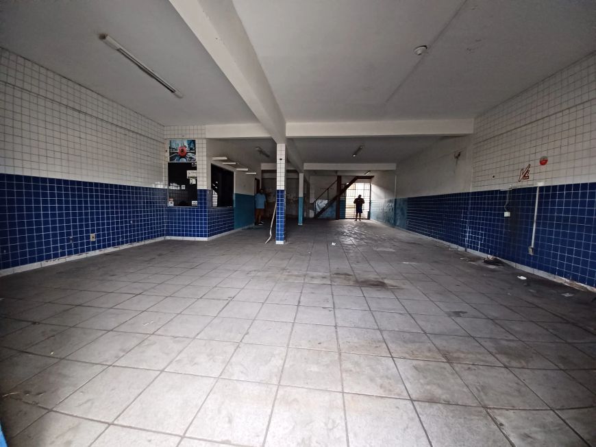 Bernardo Vieira-Rua Principal-Ponto Comercial-02 Pisos. C/Duas casas Anexo. R$ 600 Mil. Não Financia