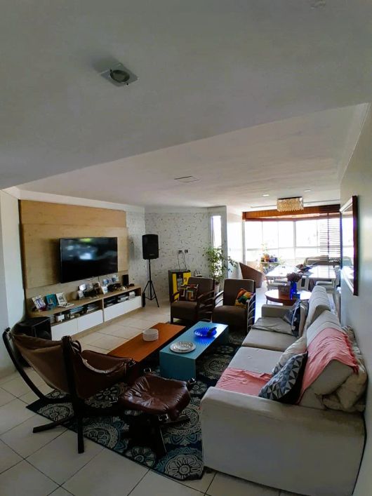 Excelente apto em Capim Macio, com 200 m², 4 quartos, sendo 1 suíte