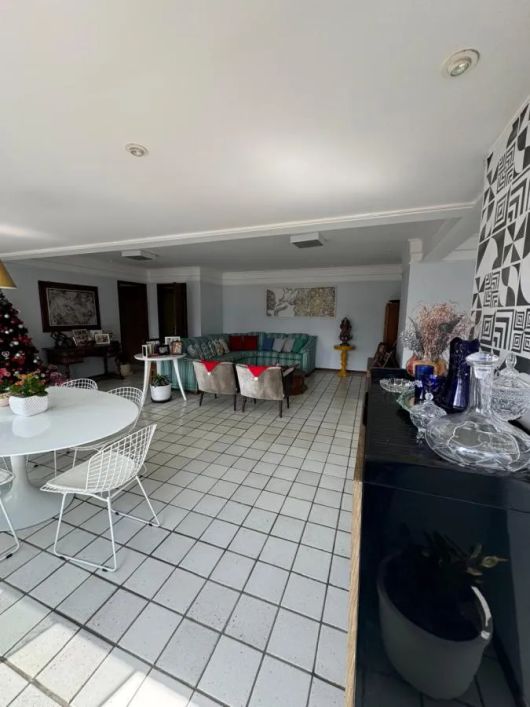Apartamento para Venda em Natal, Barro Vermelho, 3 dormitórios, 3 suítes, 4 banheiros, 3 vagas