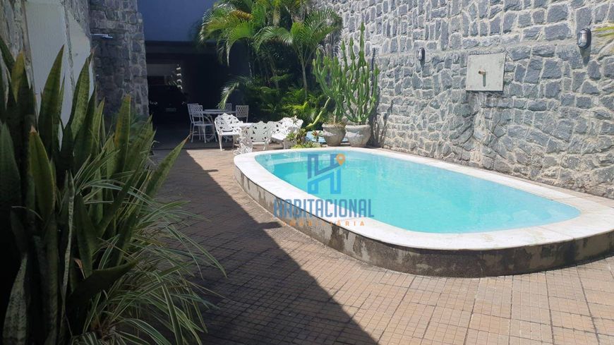 Casa com 4 dormitórios à venda, 700 m² por R$ 1.500.000,00 - Barro Vermelho - Natal/RN
