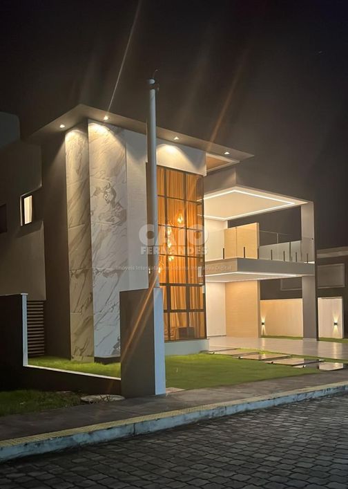 Casa de alto padrão no condomínio Vila dos Lagos
