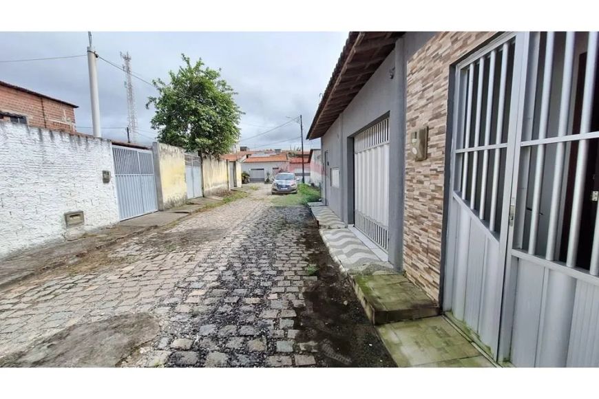 EN - IMÓVEL Á VENDA NO BAIRRO NOSSA SENHORA DA APRESENTAÇÃO EM NATAL - 186,62m²