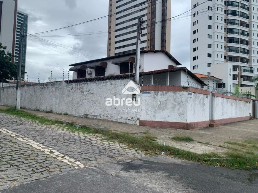 Casa à Venda em Lagoa Nova, Natal