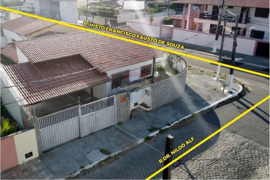 Casa de esquina mais Ponto Comercial em Capim Macio!