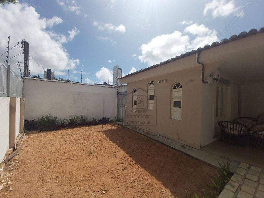 Casa com 3 dormitórios à venda, 234 m² - Candelária - Natal/RN - CA0443