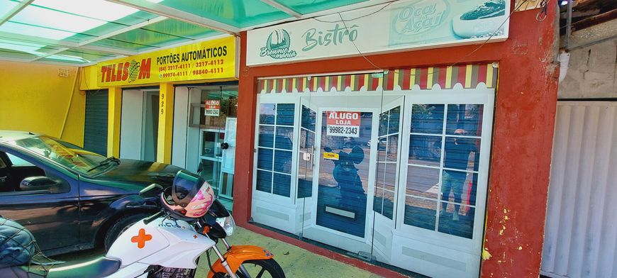 Loja na Av. Ayrton Senna - Em frente ao posto de saúde