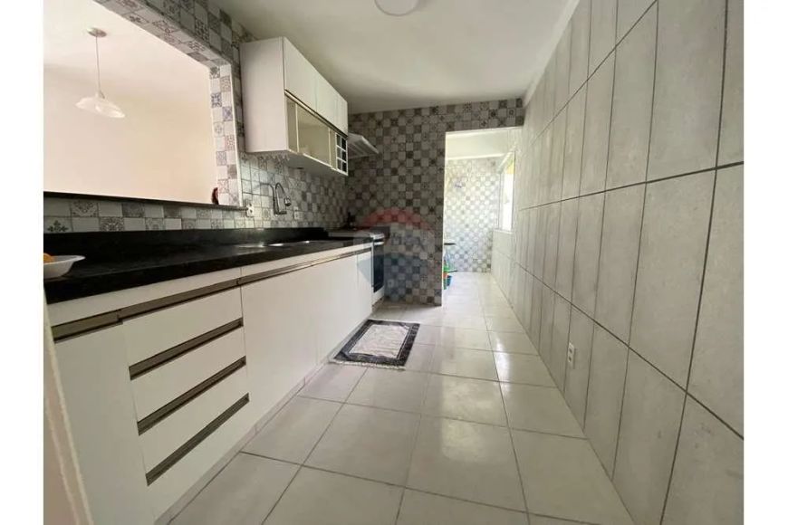 Apartamento com Três quartos com duas suítes