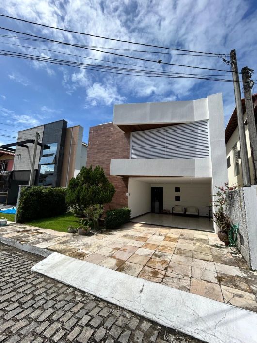 Casa em Condomínio fechado Canto dos Passaros