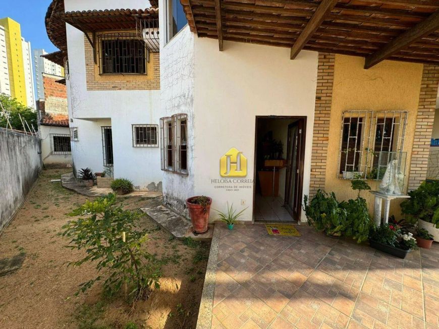 Casa com 4 dormitórios à venda, 176 m² por R$ 670.000,00 - Capim Macio - Natal/RN
