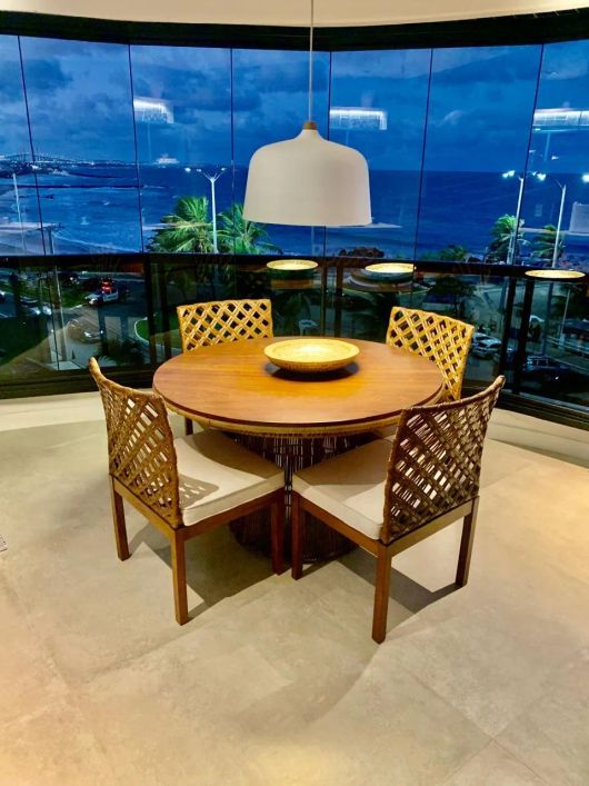 Laise mostra AP DE LUXO VISTA MAR DE MIAME