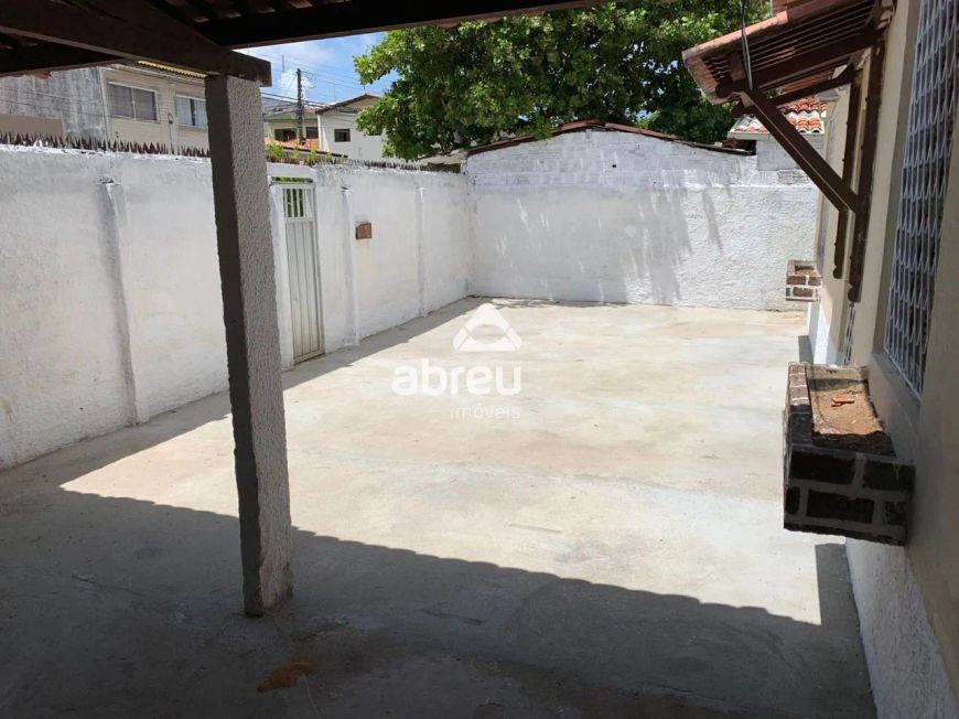 Bela casa em Nova Descoberta.