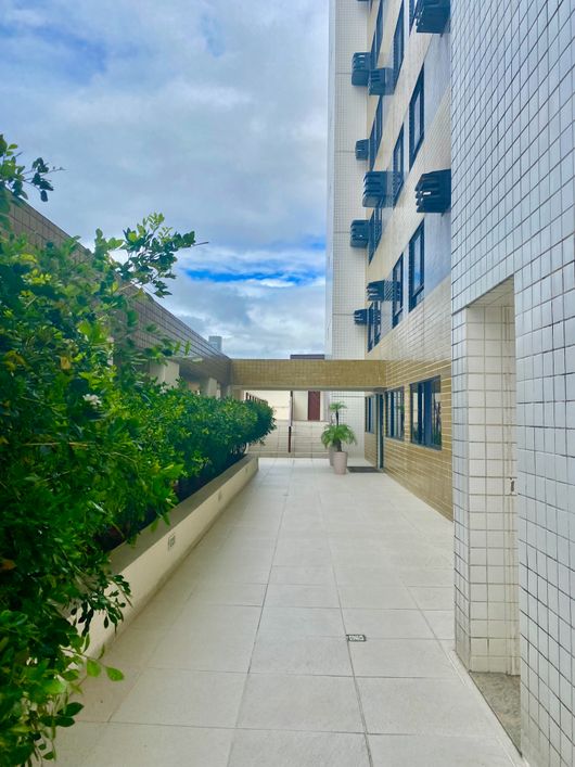 Apartamento venda 55 metros 2 qts Petrópolis