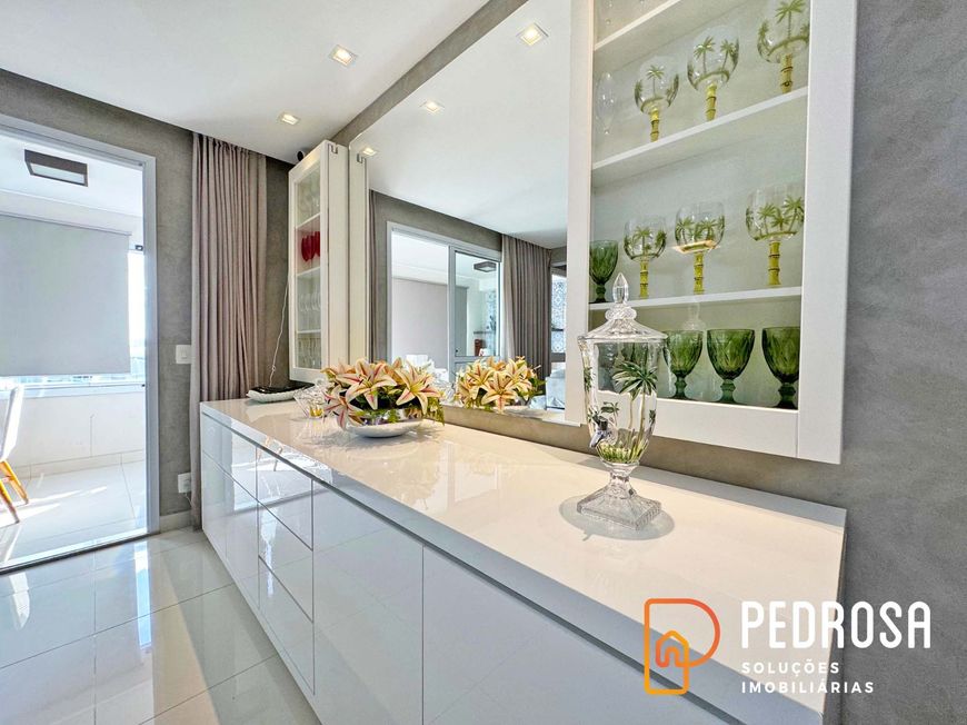 Apartamento com 119 m2 - 3 suítes - Semi mobiliado - Quartier Lagoa Nova - 2 vagas - Financiavel