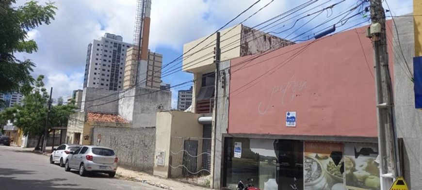 Terreno de 104m² a venda em Petrópolis, Natal/RN